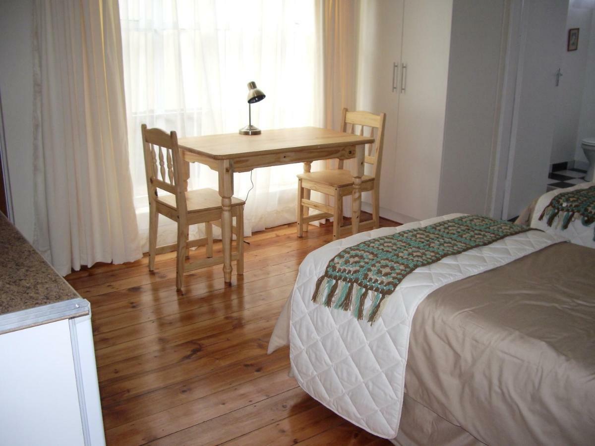 Dee'S Bnb Pretoria Luaran gambar